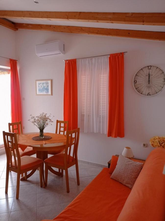 Apartments Vis By The Sea Экстерьер фото
